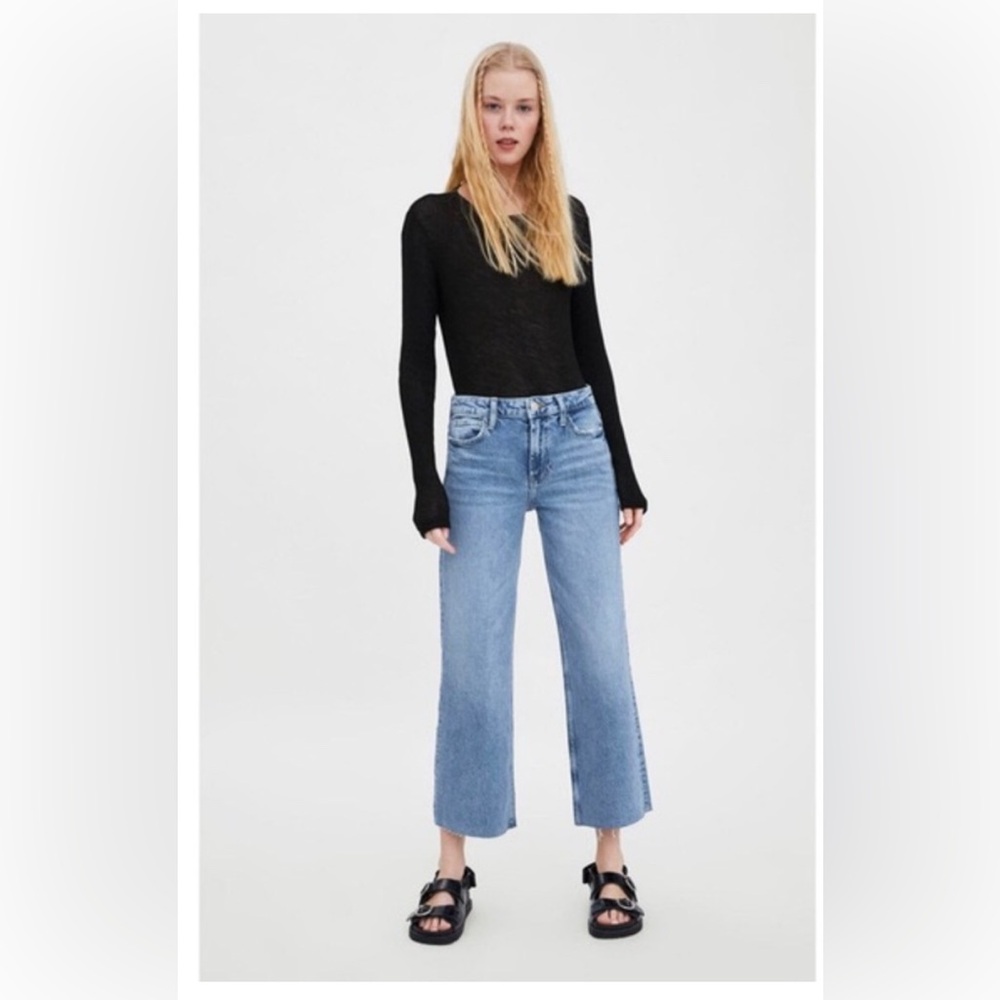 ZARA High Waisted Wide Leg Raw Hem, size 2